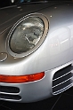 025-Porsche-959-headlight